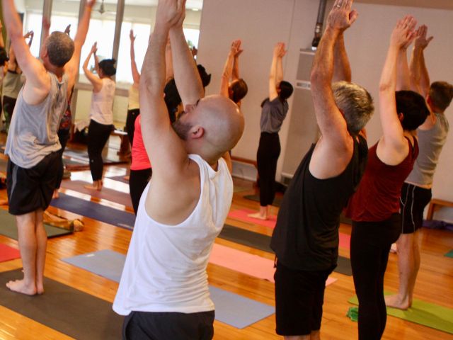Yoga teacher training - tradition meets modern understanding